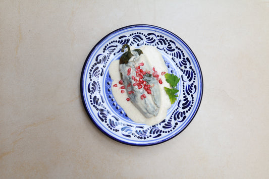 Chiles En Nogada con Chai