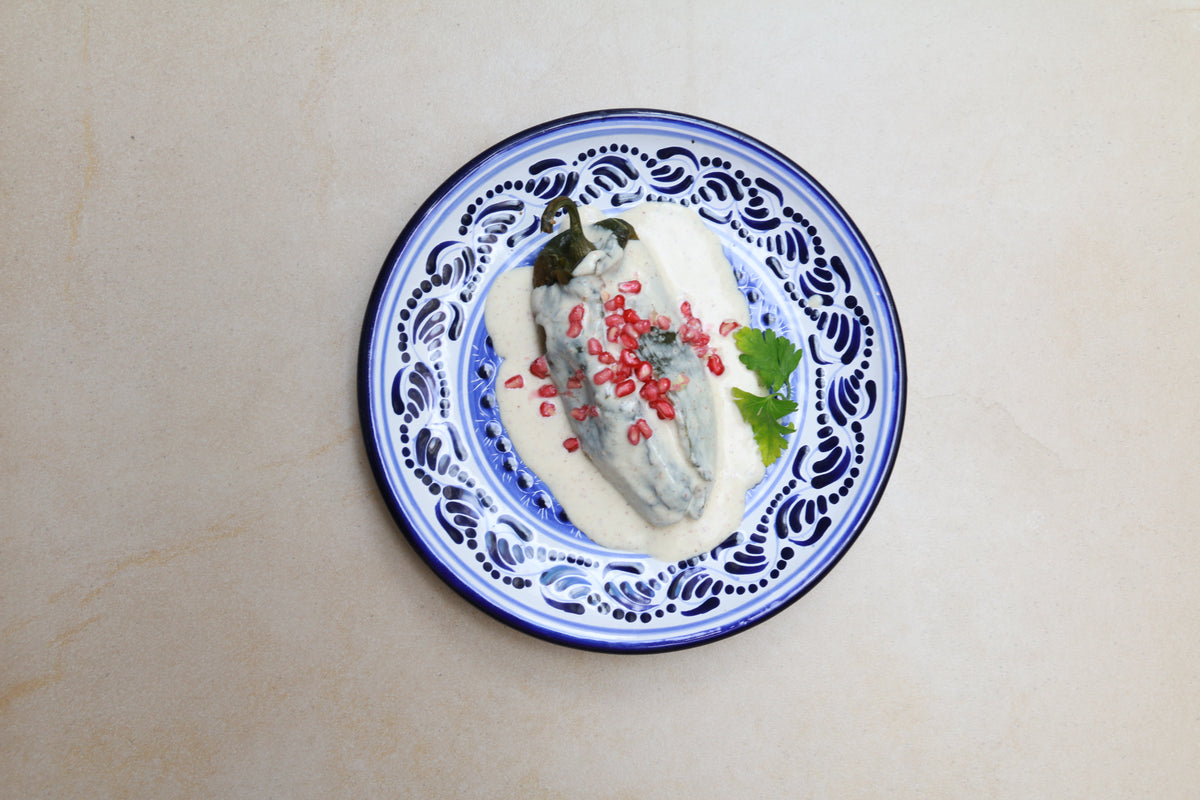 Chiles En Nogada con Chai