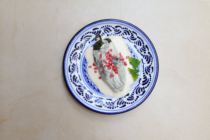 Chiles En Nogada con Chai